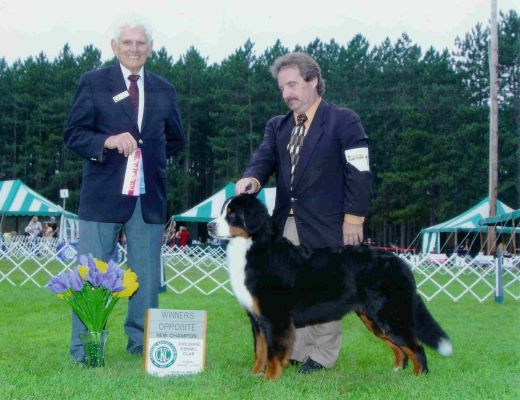 CH Tennescott White Mtns Ripley Fallls CD RE CGC TDI
Kent MacFarlane gets Ripley's Championship
