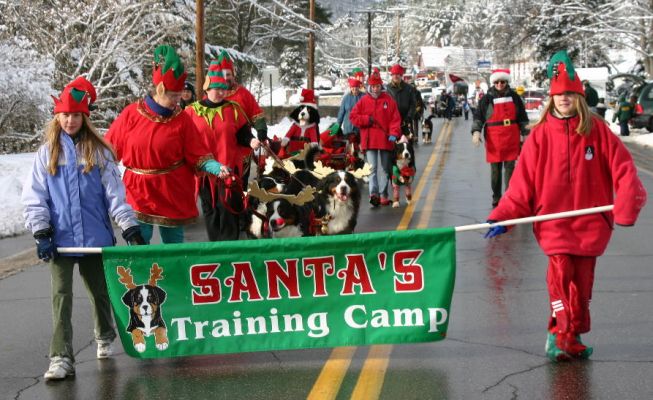 Allison and Meagan Brown leading the group into town
