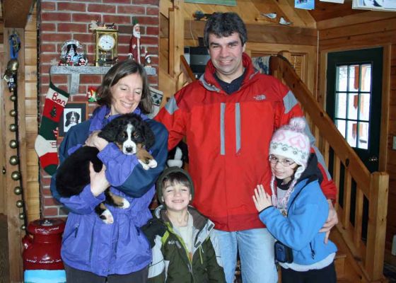 Gunstock and the Molesworth Family
Sarah, Jon, Eadie and Harrison Molesworth take home Gunstock.  His new name is Romeo.
